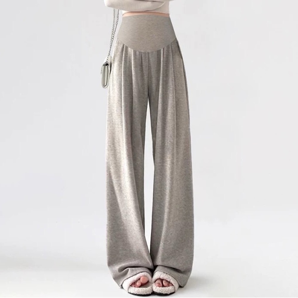 Maternity Fleece-Lined Beige Pants – Size: See Measurements